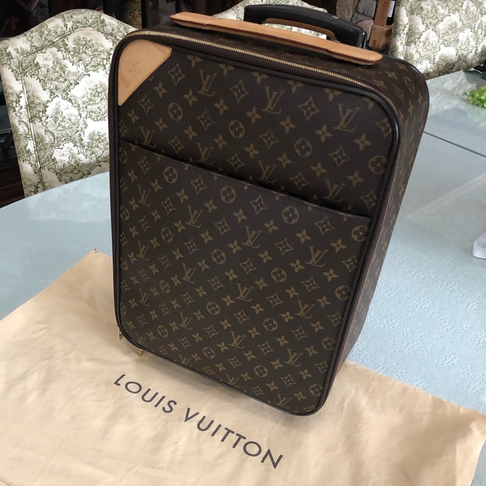Louis Vuitton Pegase 50 Monogram CarryOn